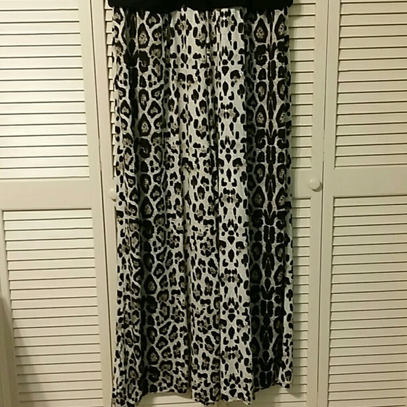 Adressing Woman Black&Animal Print Jumpsuit - Picture 3 of 7